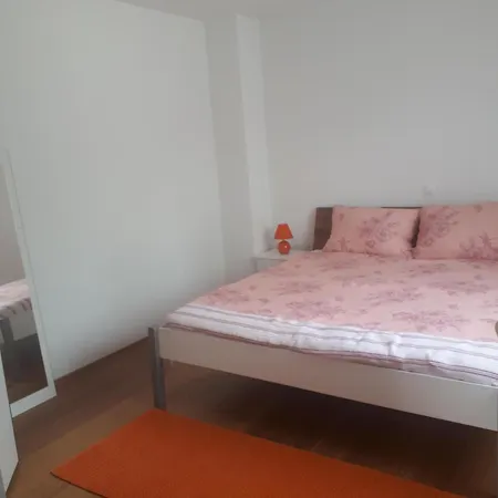 Charmante Adriana F Appartement